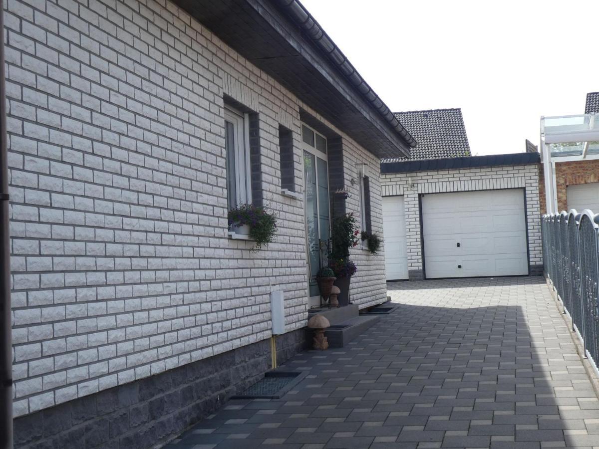 Hotel Haus Anne Neunkirchen  Esterno foto